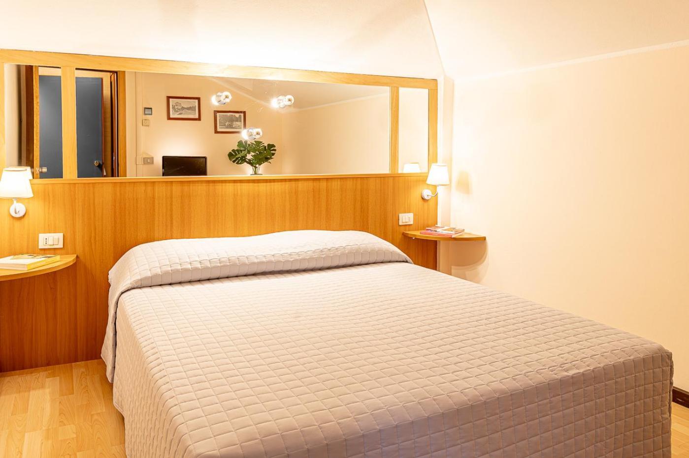 Hotel Zio Imola Eksteriør billede